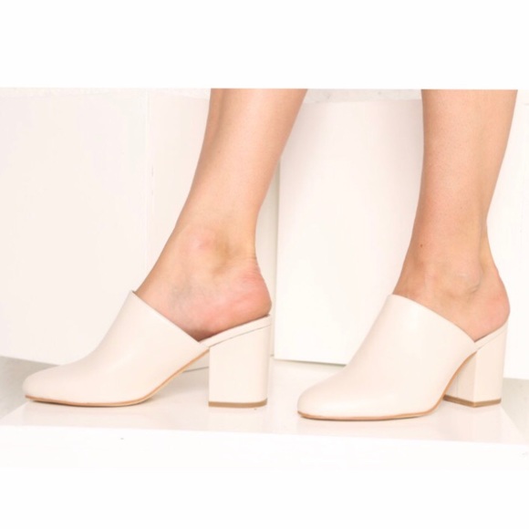 Intentionally Blank Dicey Mule - Picture 5 of 6